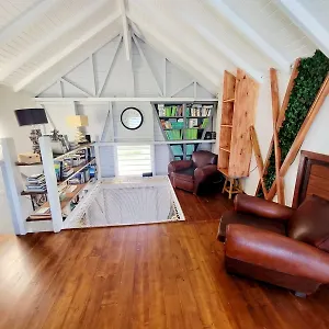 Villa Mango